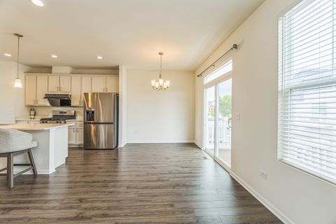 Tiny photo for 4138 Irving Road, Aurora, IL 60504 (MLS # 12381498)