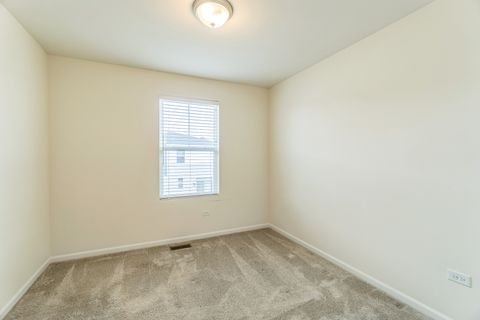 Tiny photo for 4138 Irving Road, Aurora, IL 60504 (MLS # 12381498)