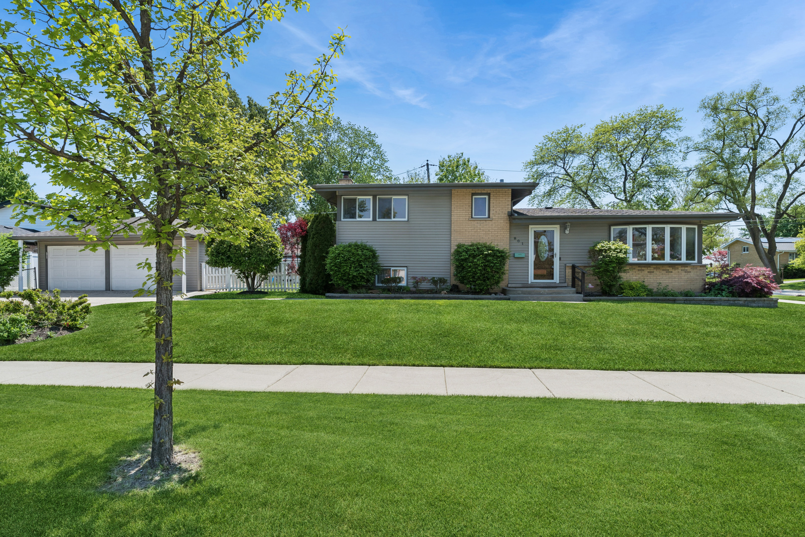 801 E Greenwood Drive