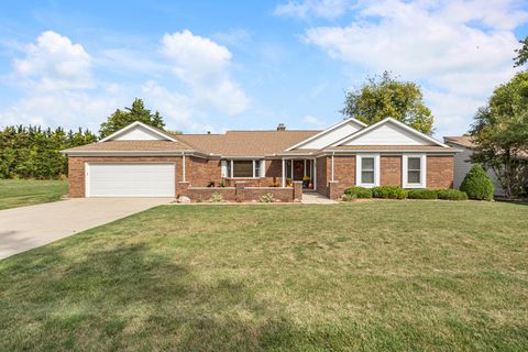 Photo of 1437 Golf Terrace, Danville, IL 61832 (MLS # 12487736)