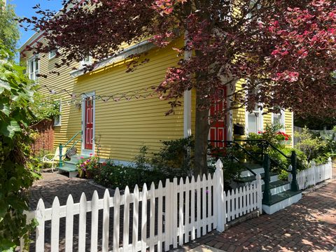 Tiny photo for 314 W Menomonee Street, Chicago, IL 60614 (MLS # 12419313)