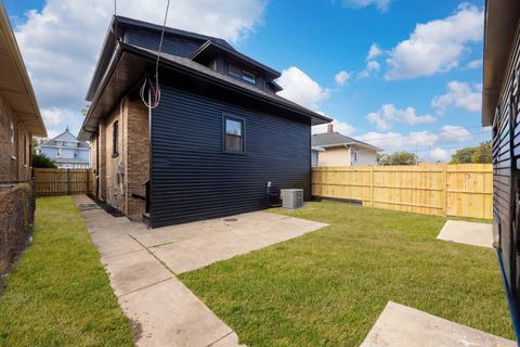 Tiny photo for 115 S 20th Avenue, Maywood, IL 60153 (MLS # 12507280)