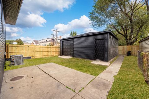 Tiny photo for 115 S 20th Avenue, Maywood, IL 60153 (MLS # 12507280)