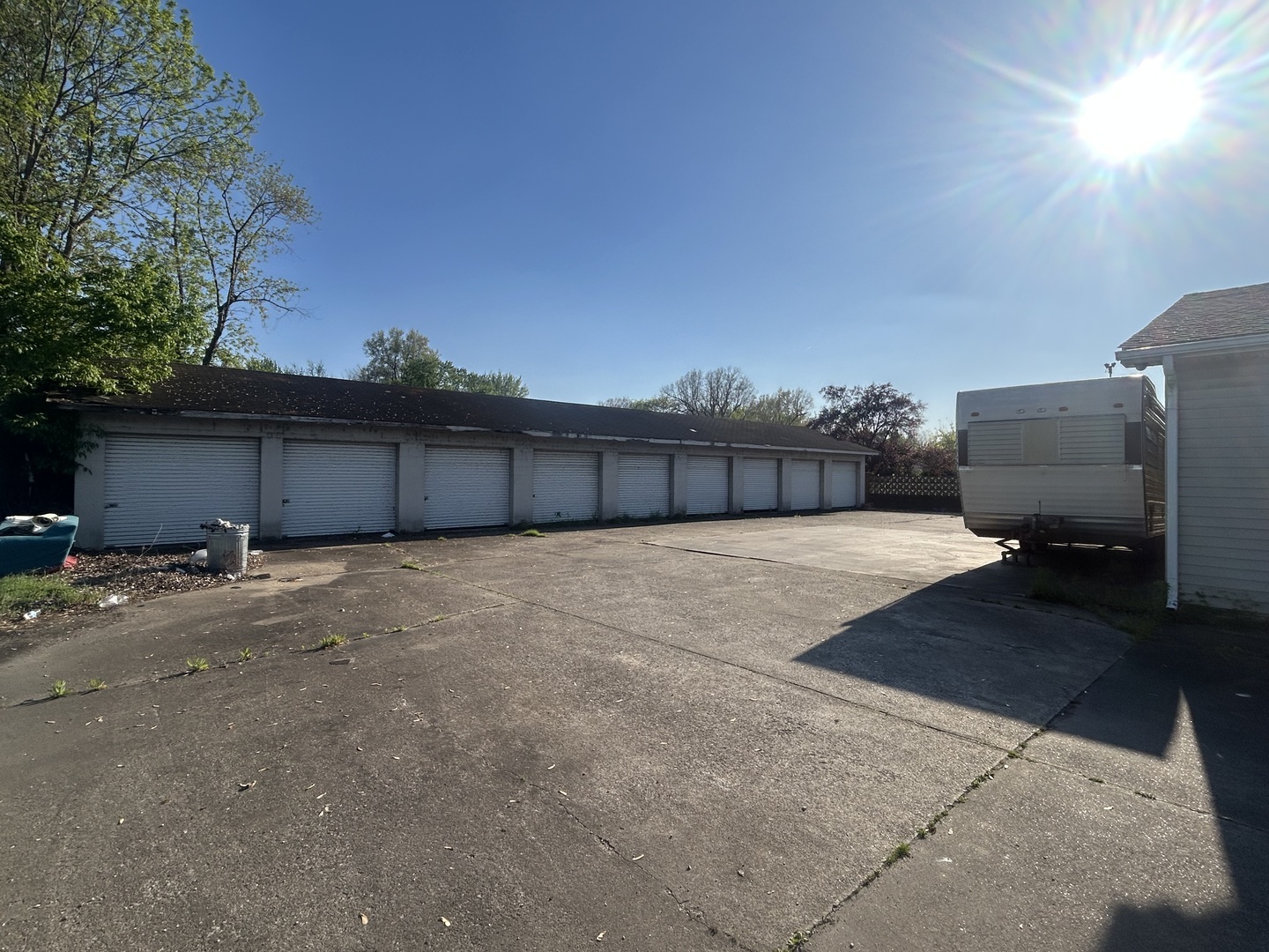 1160 E 8th Street