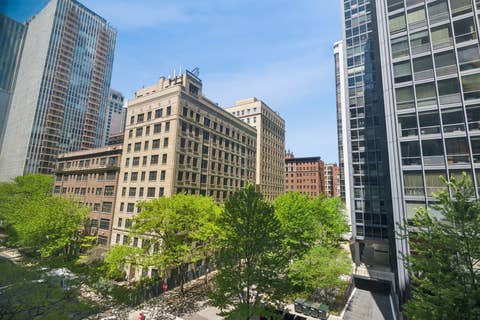 Tiny photo for 253 E DELAWARE Place #5E, Chicago, IL 60611 (MLS # 12740634)