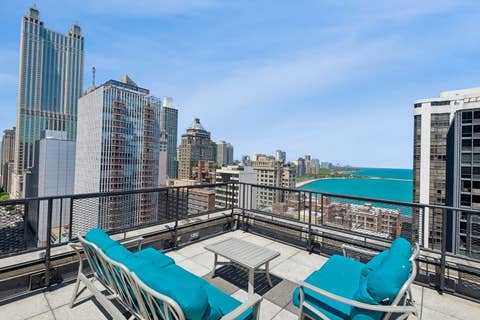 Tiny photo for 253 E DELAWARE Place #5E, Chicago, IL 60611 (MLS # 12740634)