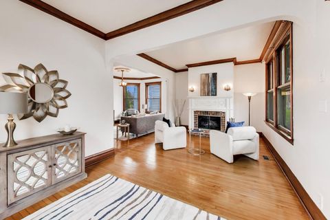 Tiny photo for 256 Blackhawk Road, Riverside, IL 60546 (MLS # 12543397)