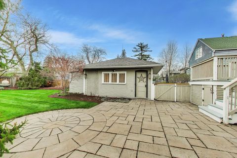Tiny photo for 256 Blackhawk Road, Riverside, IL 60546 (MLS # 12543397)