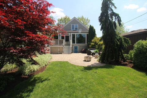 Tiny photo for 256 Blackhawk Road, Riverside, IL 60546 (MLS # 12543397)