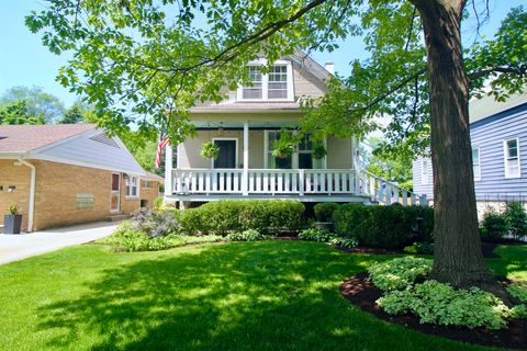 Tiny photo for 256 Blackhawk Road, Riverside, IL 60546 (MLS # 12543397)
