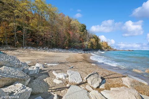 Tiny photo for 111 Mayflower Road, Lake Forest, IL 60045 (MLS # 12406145)