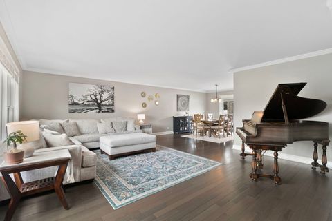 Tiny photo for 9212 S Komensky Avenue, Oak Lawn, IL 60453 (MLS # 12556315)