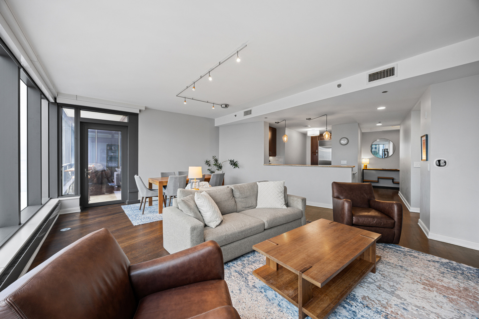 60 E Monroe Street 4806