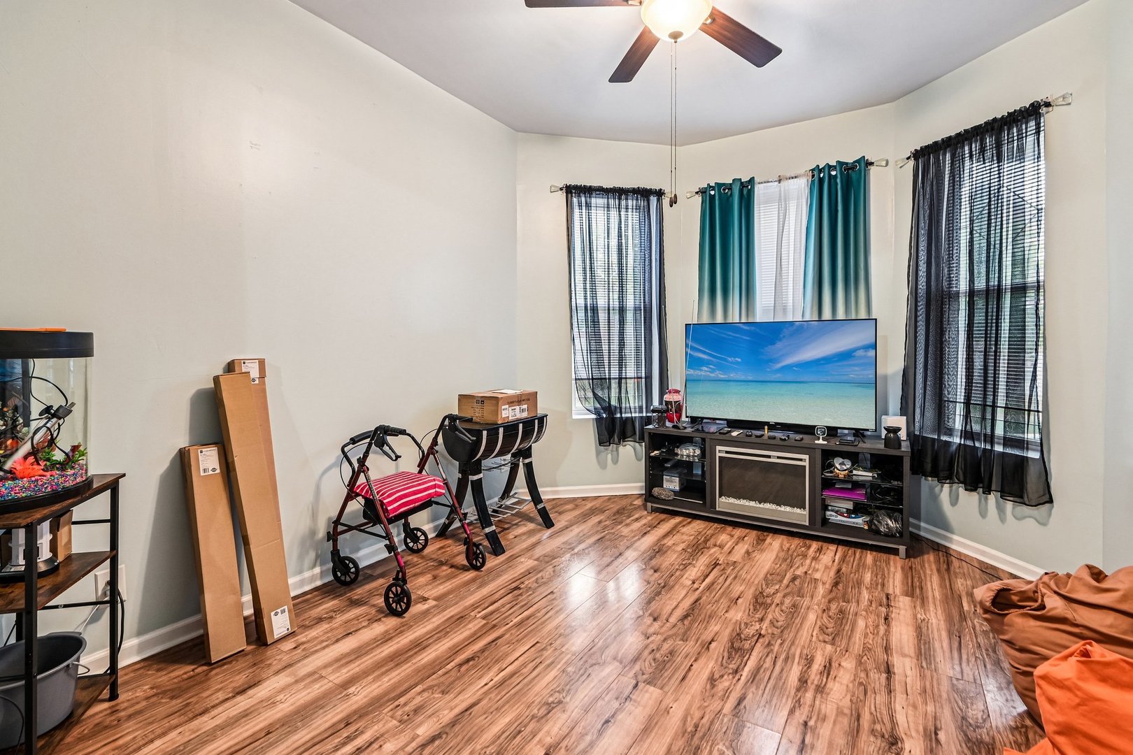 3430 W 12th Place