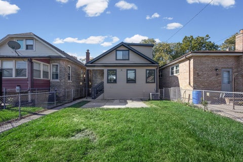Tiny photo for 2709 Wesley Avenue, Berwyn, IL 60402 (MLS # 12787705)
