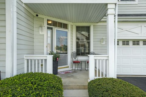 Photo of 8675 Saddlebred Court, Frankfort, IL 60423 (MLS # 12460959)