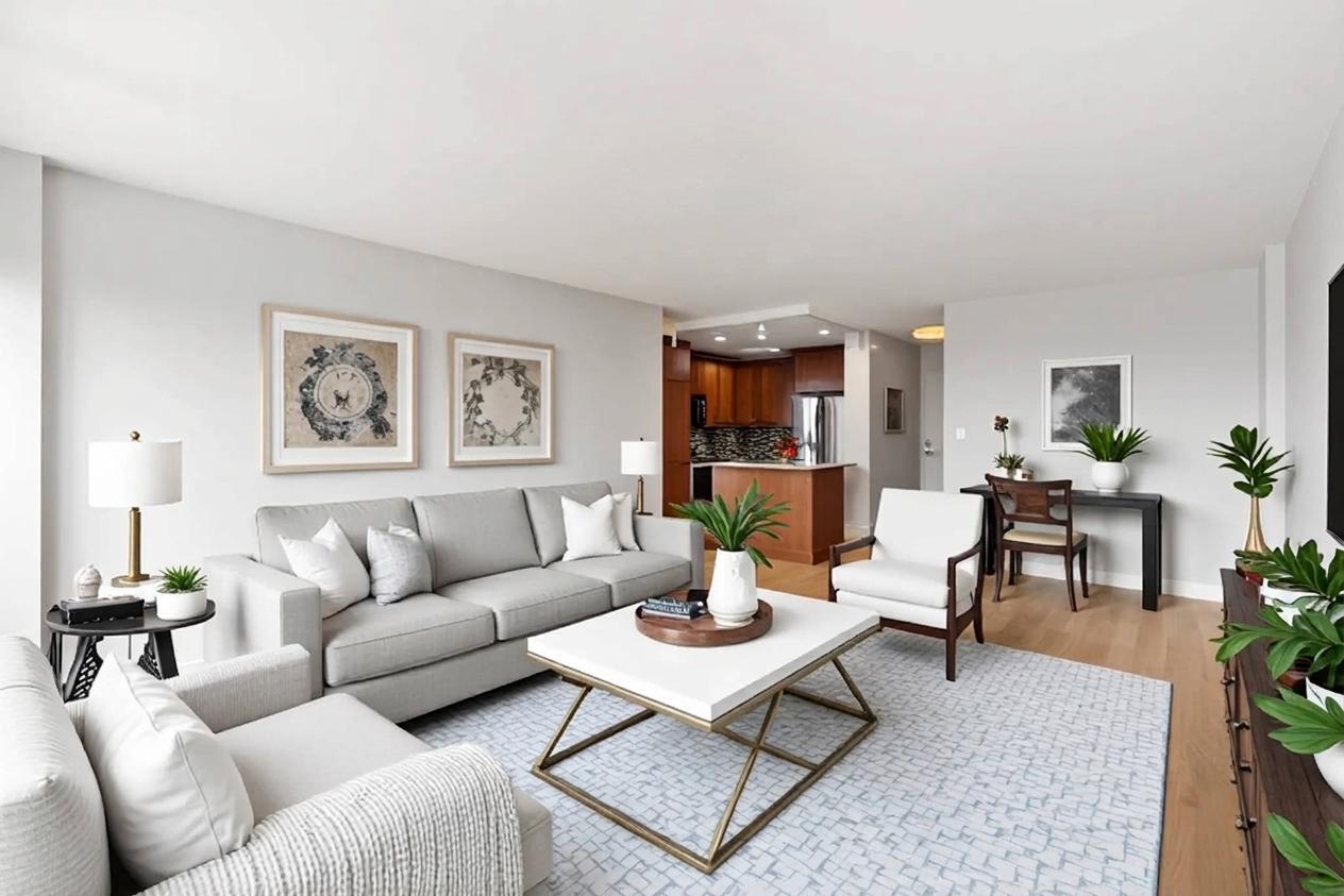 2930 N Sheridan Road 1605