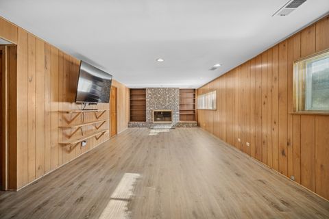 Tiny photo for 1037 Heatherfield Lane, Glenview, IL 60025 (MLS # 12512011)