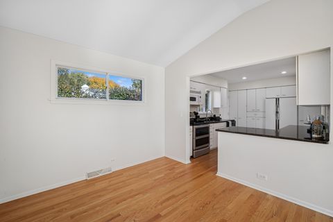 Tiny photo for 1037 Heatherfield Lane, Glenview, IL 60025 (MLS # 12512011)