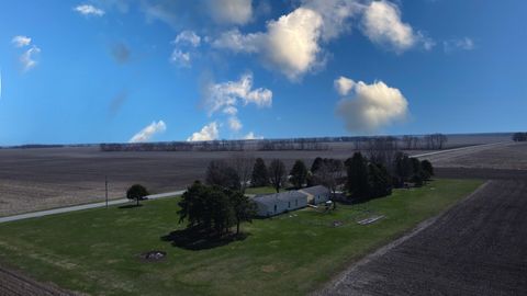 Tiny photo for 28240 N 990 Road E, Potomac, IL 61865 (MLS # 12596956)