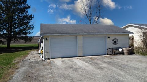 Tiny photo for 28240 N 990 Road E, Potomac, IL 61865 (MLS # 12596956)