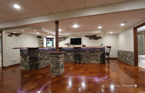 Tiny photo for 1 SANDPIPER Lane, Hawthorn Woods, IL 60047 (MLS # 12447095)