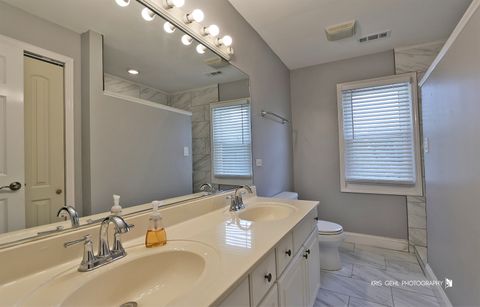 Tiny photo for 1 SANDPIPER Lane, Hawthorn Woods, IL 60047 (MLS # 12447095)