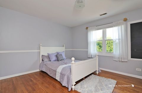 Tiny photo for 1 SANDPIPER Lane, Hawthorn Woods, IL 60047 (MLS # 12447095)