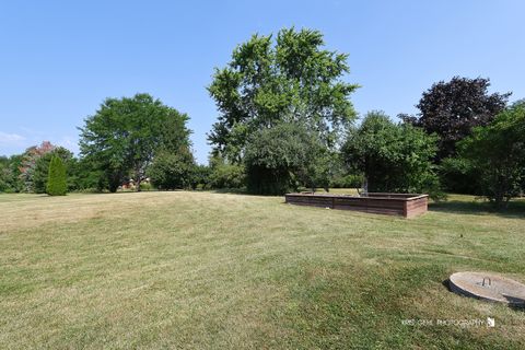Tiny photo for 1 SANDPIPER Lane, Hawthorn Woods, IL 60047 (MLS # 12447095)