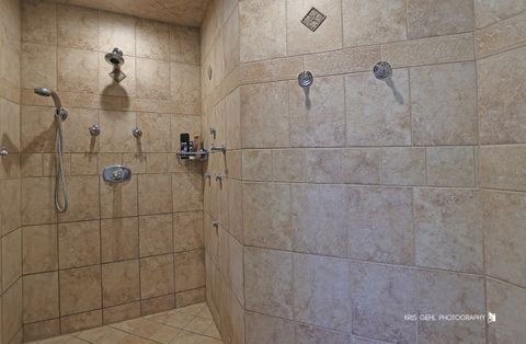 Tiny photo for 1 SANDPIPER Lane, Hawthorn Woods, IL 60047 (MLS # 12447095)