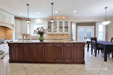 Tiny photo for 1 SANDPIPER Lane, Hawthorn Woods, IL 60047 (MLS # 12447095)