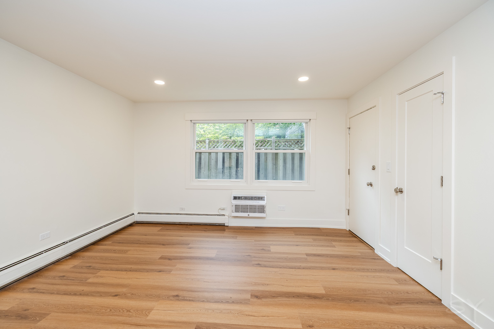 406 Franklin Avenue 1B