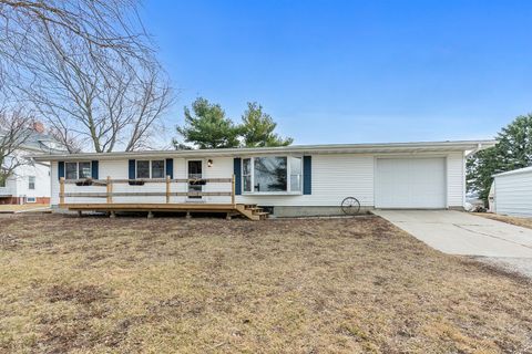 Photo of 2873 Cty Road 1600N, Minonk, IL 61760 (MLS # 12586351)