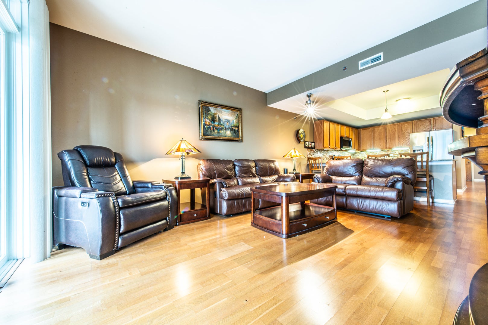 6400 N Northwest Highway 203