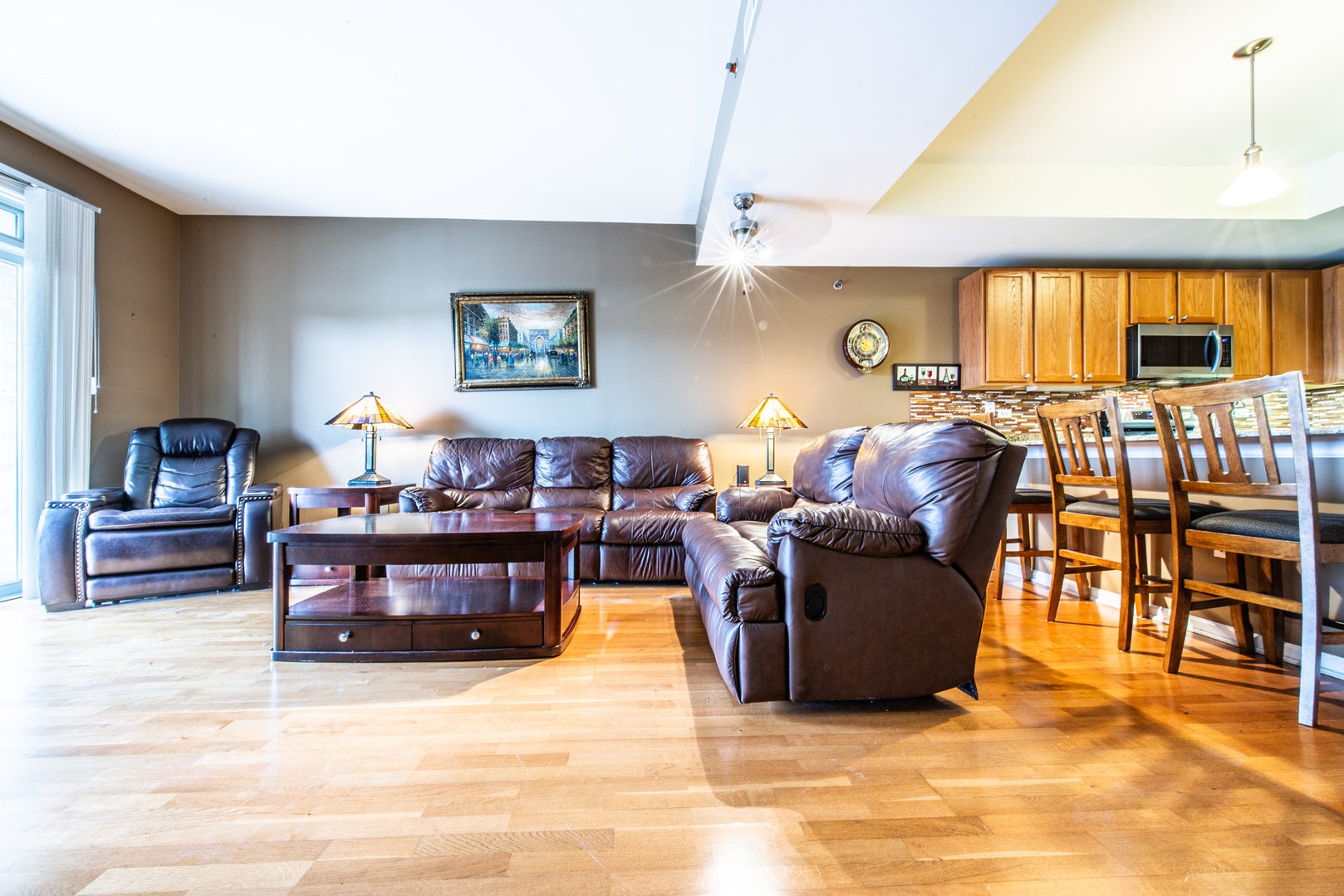 6400 N Northwest Highway 203