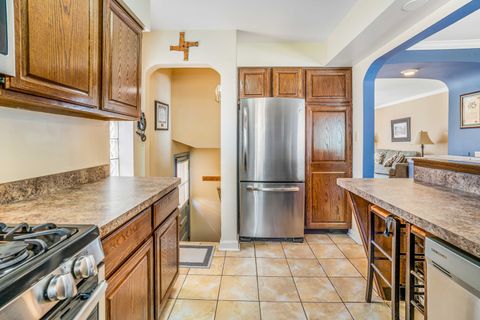 Tiny photo for 8129 Lake Street, River Forest, IL 60305 (MLS # 12452927)