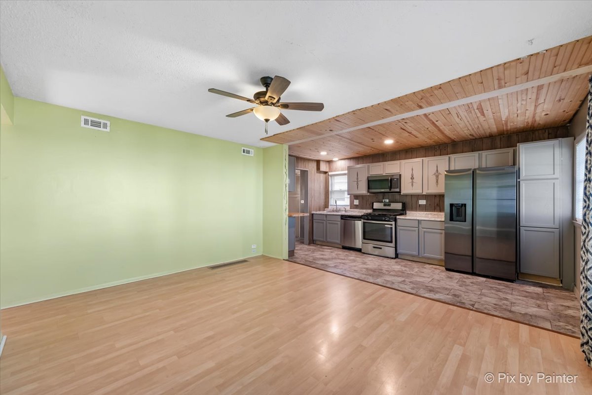 636 S Norbury Avenue