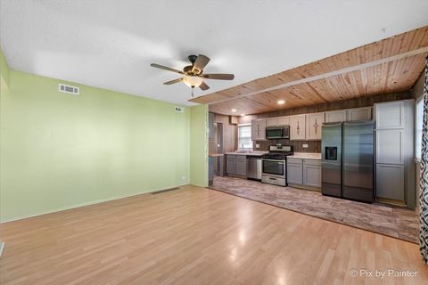 Tiny photo for 636 S Norbury Avenue, Lombard, IL 60148 (MLS # 12628768)