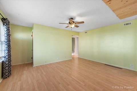 Tiny photo for 636 S Norbury Avenue, Lombard, IL 60148 (MLS # 12628768)