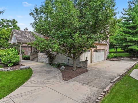 Tiny photo for 130 Fuller Road, Hinsdale, IL 60521 (MLS # 12524749)