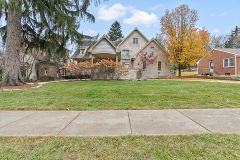Photo of 130 Fuller Road, Hinsdale, IL 60521 (MLS # 12524749)