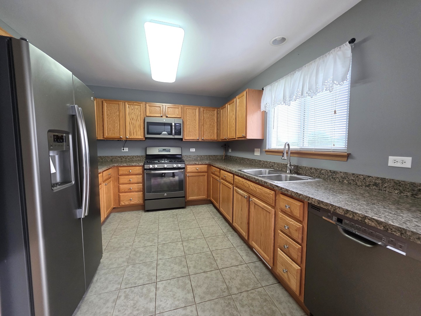 1522 Fox Sedge Trail