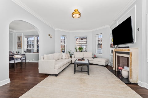 Tiny photo for 220 S Maple Avenue #42, Oak Park, IL 60302 (MLS # 12784214)