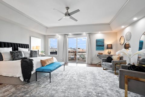 Tiny photo for 840 W Buckingham Place #4, Chicago, IL 60657 (MLS # 12620695)