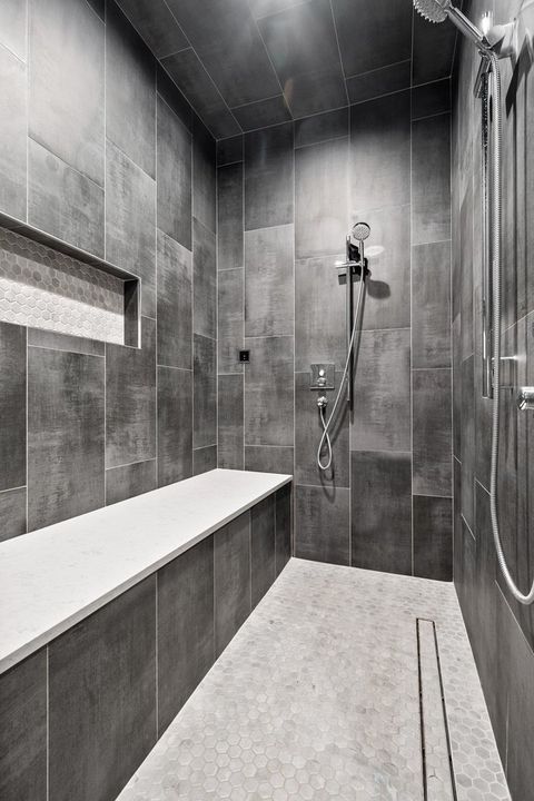 Tiny photo for 840 W Buckingham Place #4, Chicago, IL 60657 (MLS # 12620695)