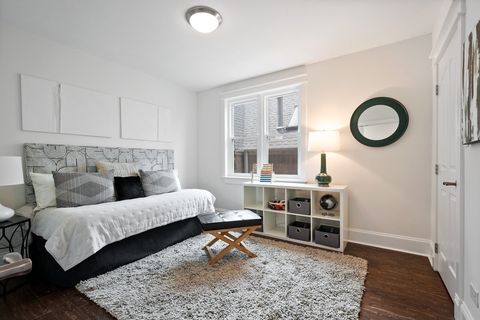 Tiny photo for 840 W Buckingham Place #4, Chicago, IL 60657 (MLS # 12620695)