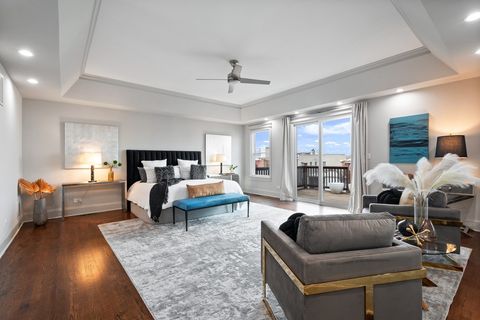 Tiny photo for 840 W Buckingham Place #4, Chicago, IL 60657 (MLS # 12620695)