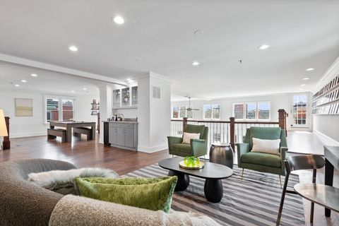 Tiny photo for 840 W Buckingham Place #4, Chicago, IL 60657 (MLS # 12620695)