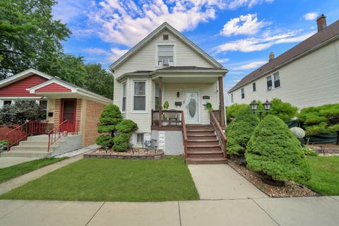 Photo of 1410 Clarence Avenue, Berwyn, IL 60402 (MLS # 12732365)