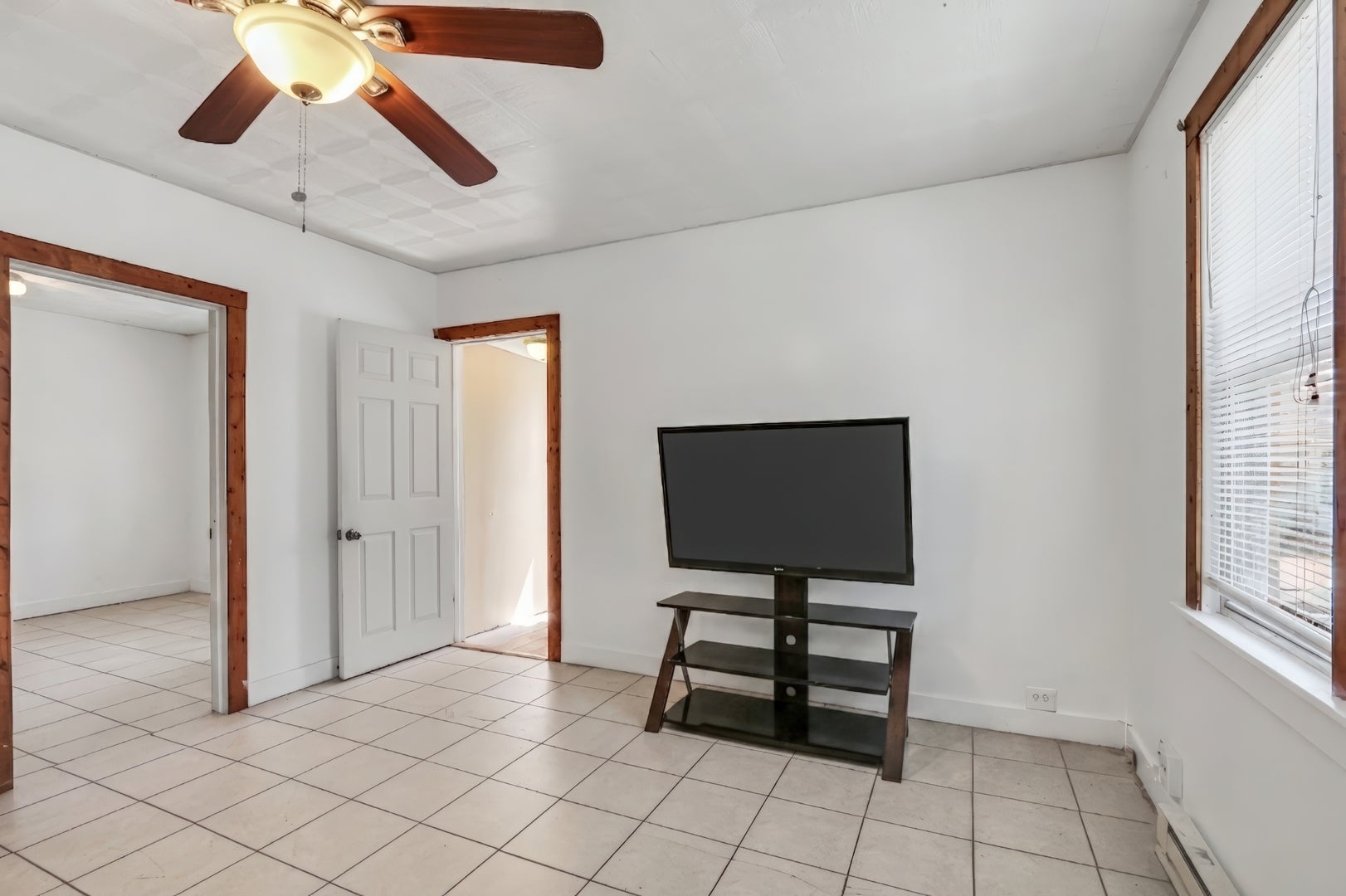 117 Roosevelt Avenue